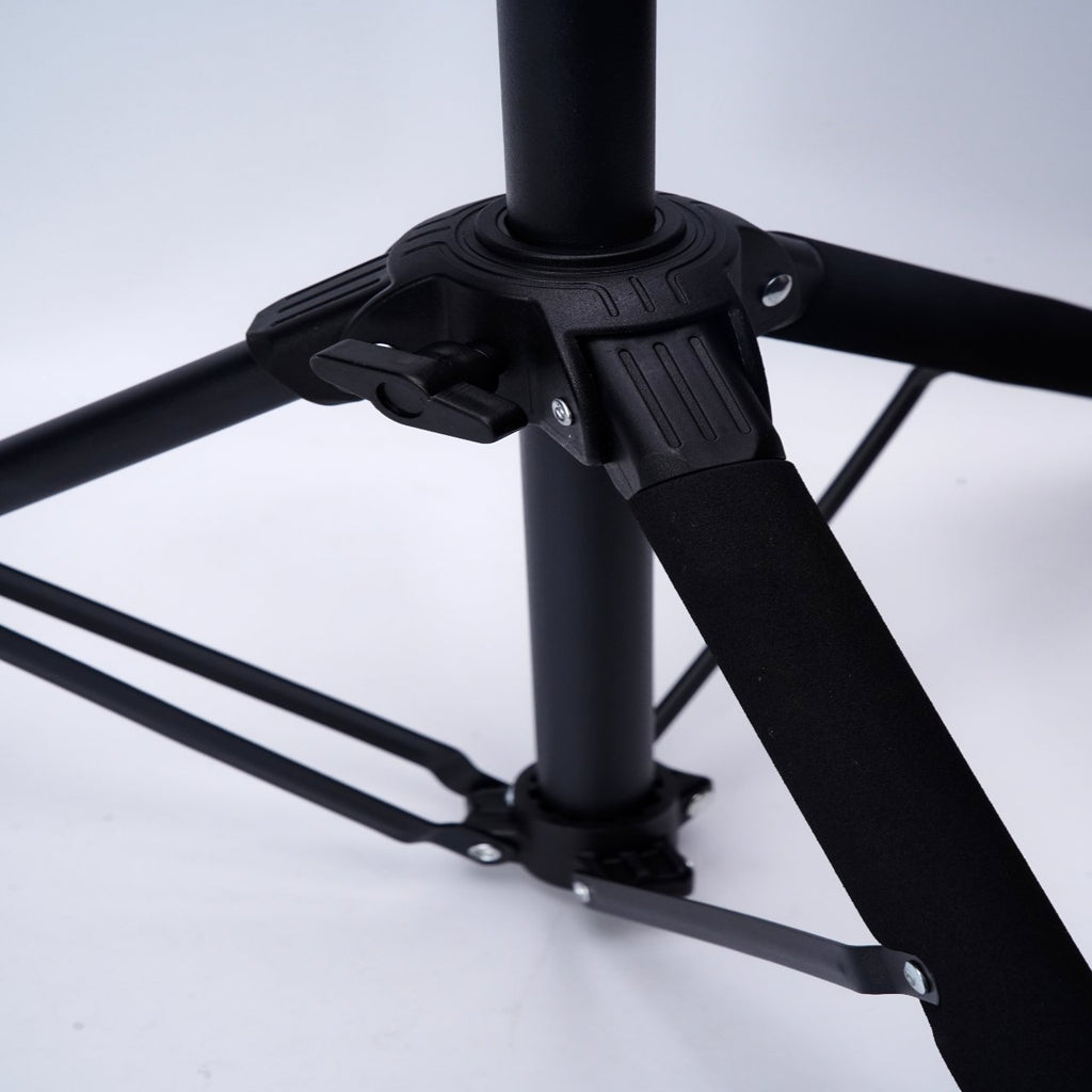 Guitar stand, floor-standing gravity stand